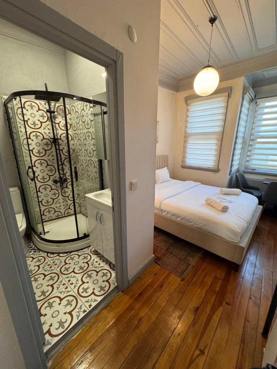Gen Plus Istanbul Bagian luar foto