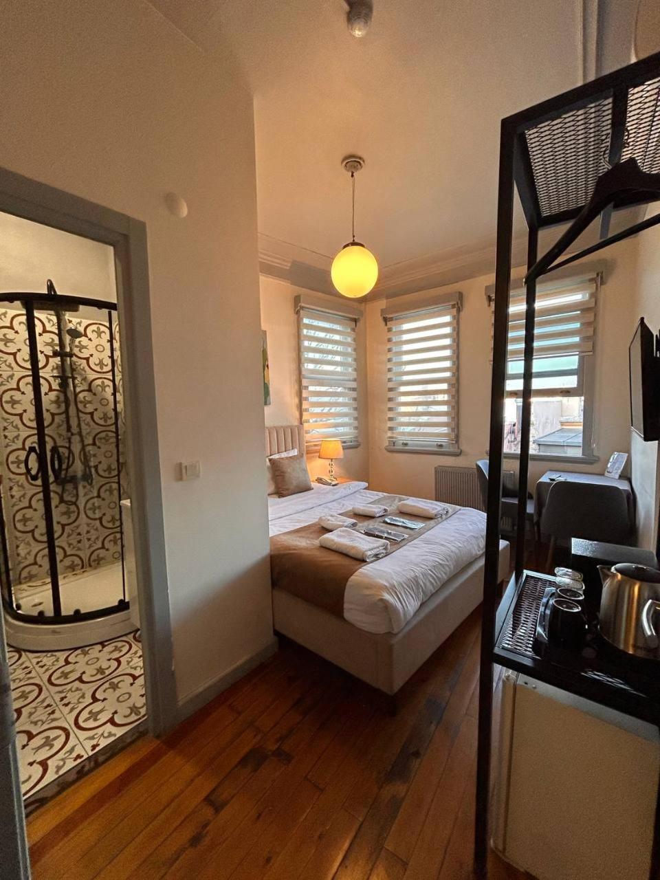 Gen Plus Istanbul Bagian luar foto