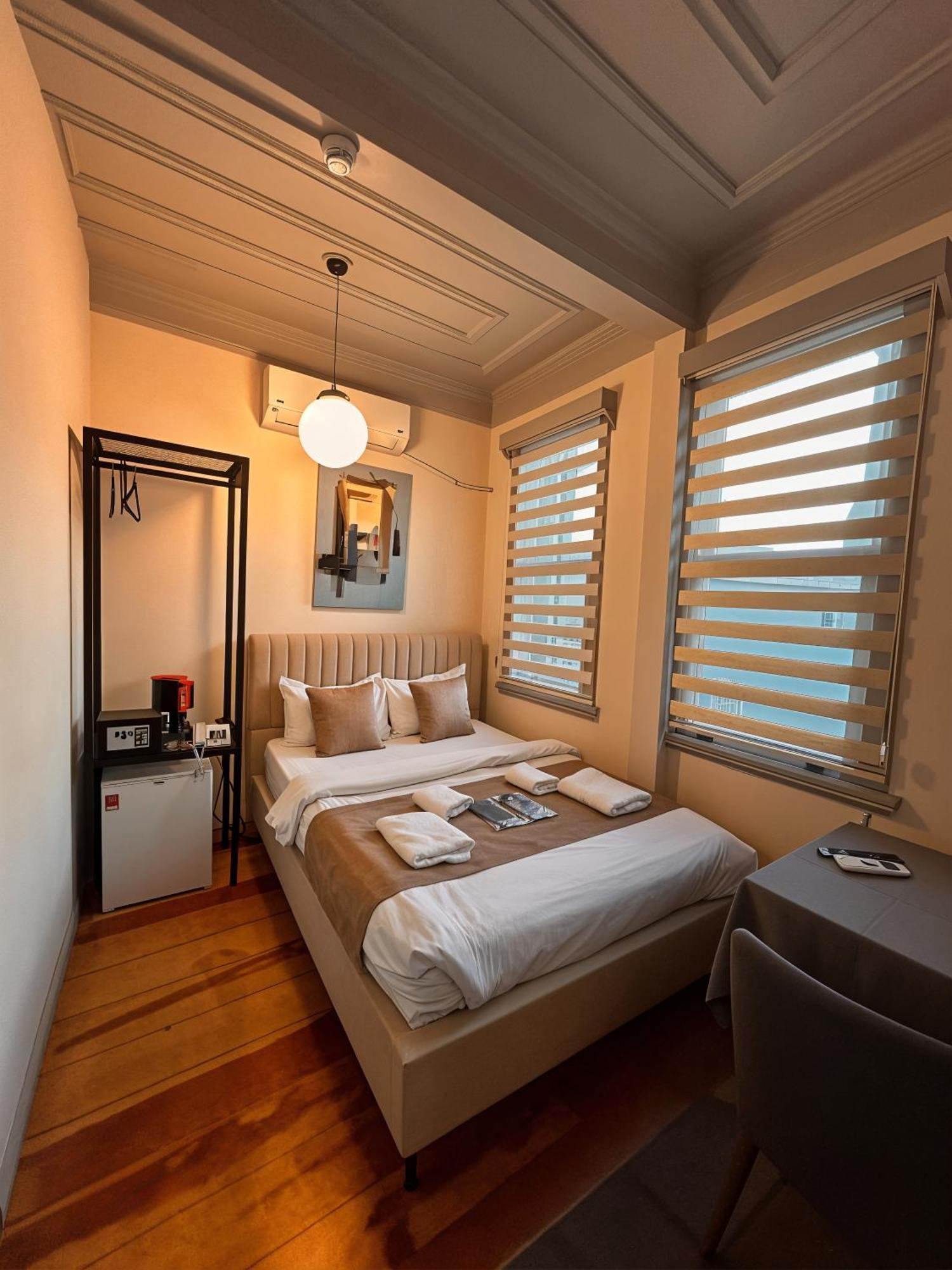 Gen Plus Istanbul Bagian luar foto